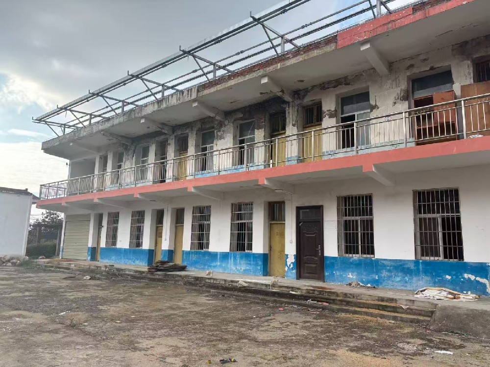 羅山縣楠桿鎮(zhèn)李寨小學5年租賃權拍賣公告